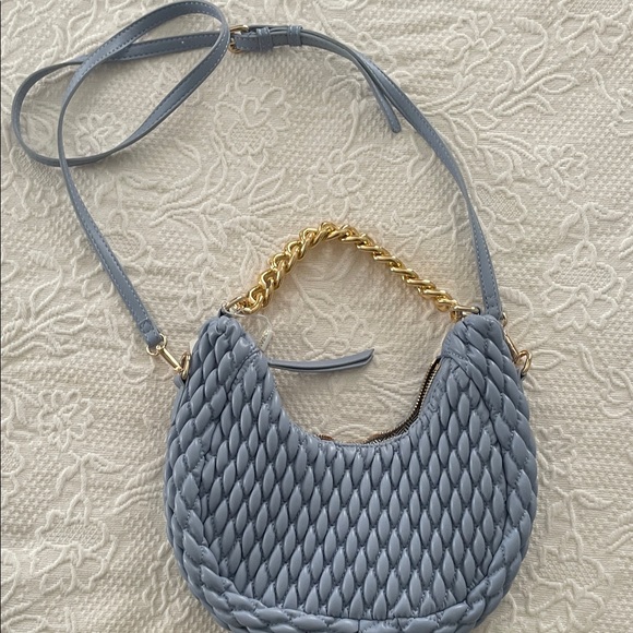 Light Blue Quilted Shoulder Bag with Gold Chain - Picture 3 of 5